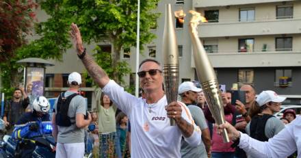 Agde - Georges Grimaud a porté la flamme Olympique