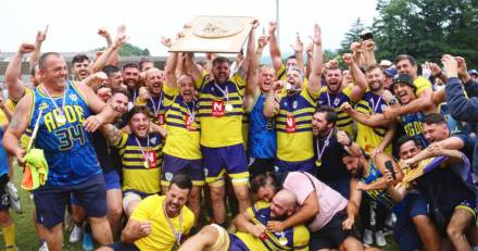 Agde - Le Rugby Olympique Agathois est champion de France après une victoire 15 à 3 !