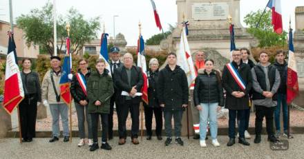 Bessan - Hommage aux héros et victimes de la déportation avant la cérémonie de la Victoire